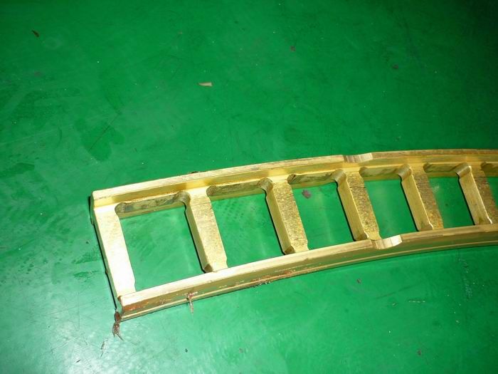 轉盤(pán)軸承分段保持架